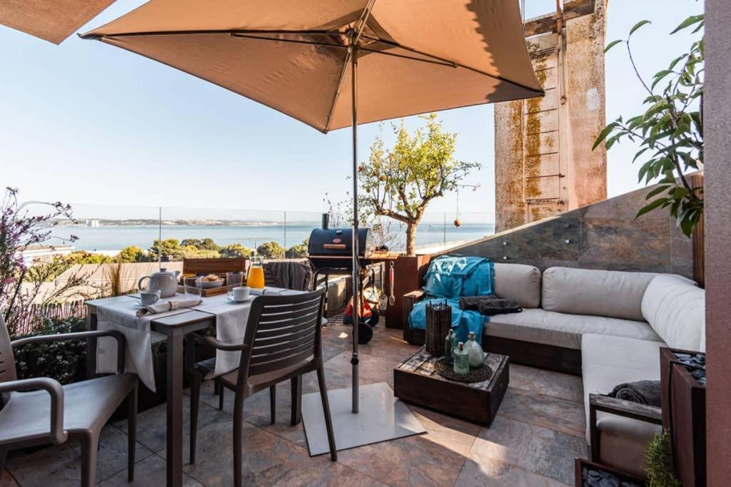 The Minipenthouse Terrace & Spa Paço de Arcos Dış mekan fotoğraf